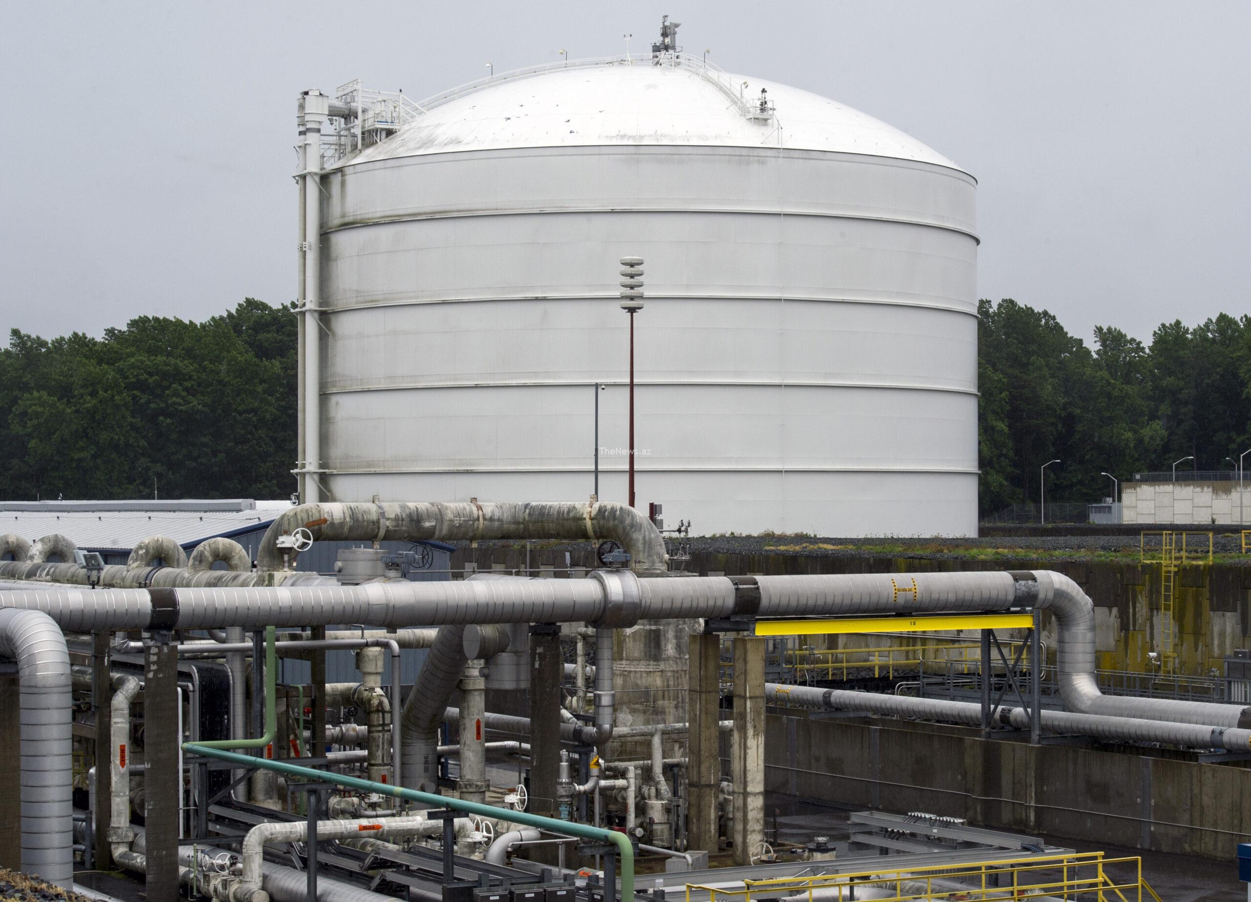 federal-judge-blocks-biden’s-pause-on-lng-export-permits
