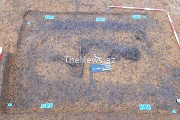 prehistoric-burial-ground-found-under-czech-republic-road-construction-site