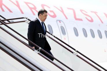 sadyr-japarov-arrived-in-azerbaijan-on-a-working-visit-–-akipress