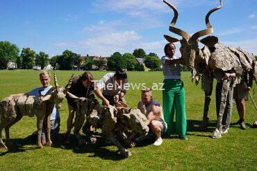 ‘the-herds’:-the-animal-puppets-art-project-set-to-travel-20,000km-across-the-world