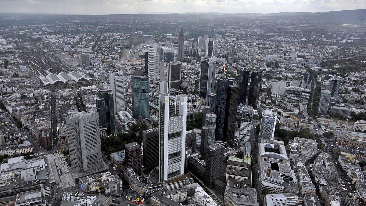 european-stocks-extend-losing-streak-as-global-tech-outage-disrupts-key-sectors