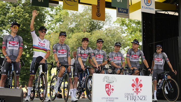 tour-de-france-starts-with-epic-pogacar-vingegaard-duel-ahead