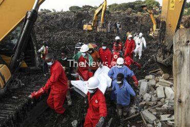 landslide-at-uganda-garbage-dump-kills-17