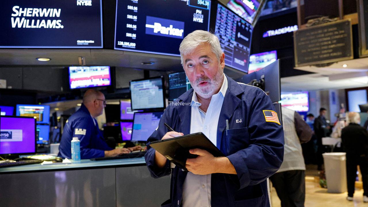 as-stock-prices-fall,-investors-prepare-for-an-autumn-chill