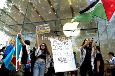 protesters-take-to-apple-stores-worldwide-on-iphone-16-launch-day